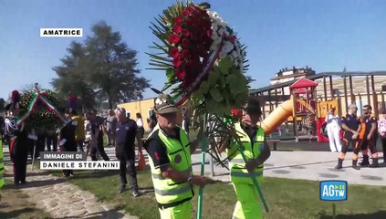 Amatrice, i familiari protestano nel giorno del ricordo: «Non è stata data dignità alle vittime»