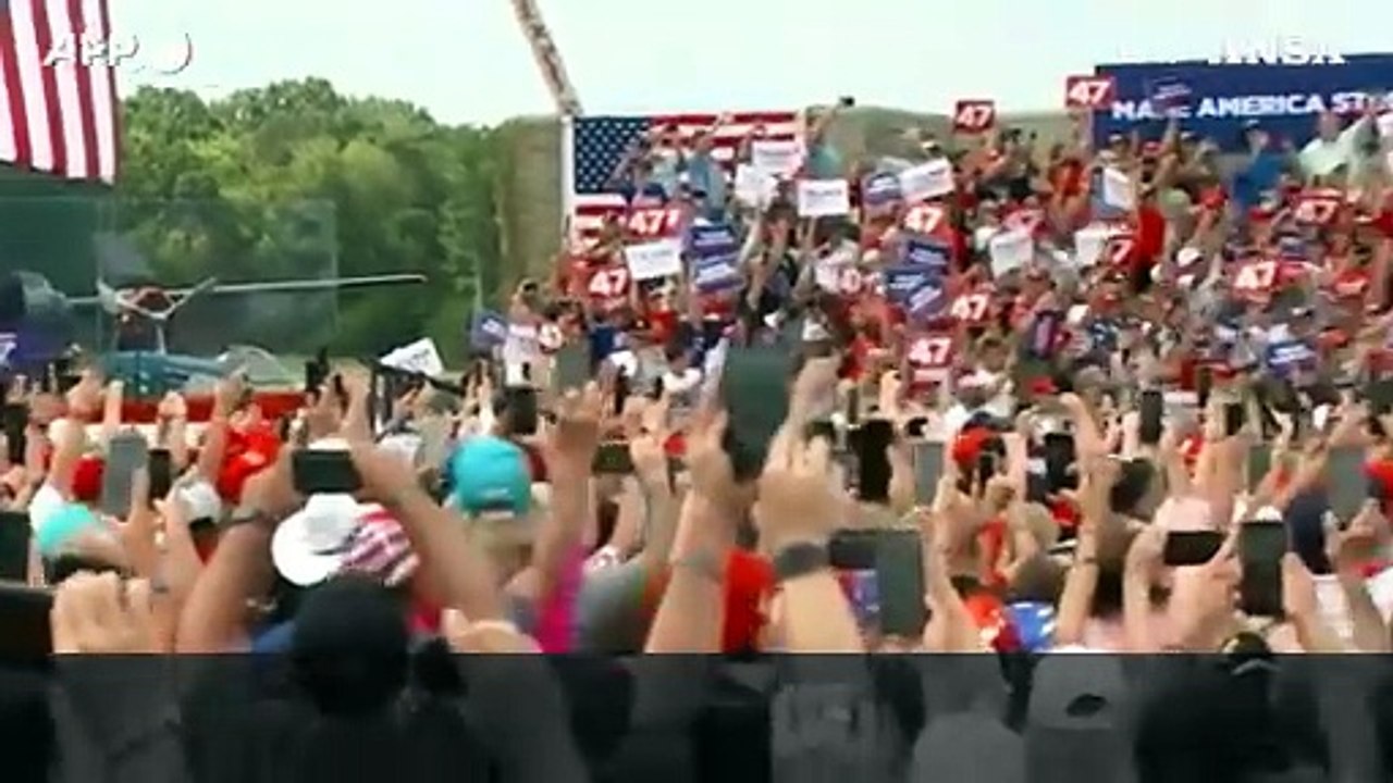 Presidenziali Usa, primo comizio all'aperto (blindato) dopo l'attentato per Trump