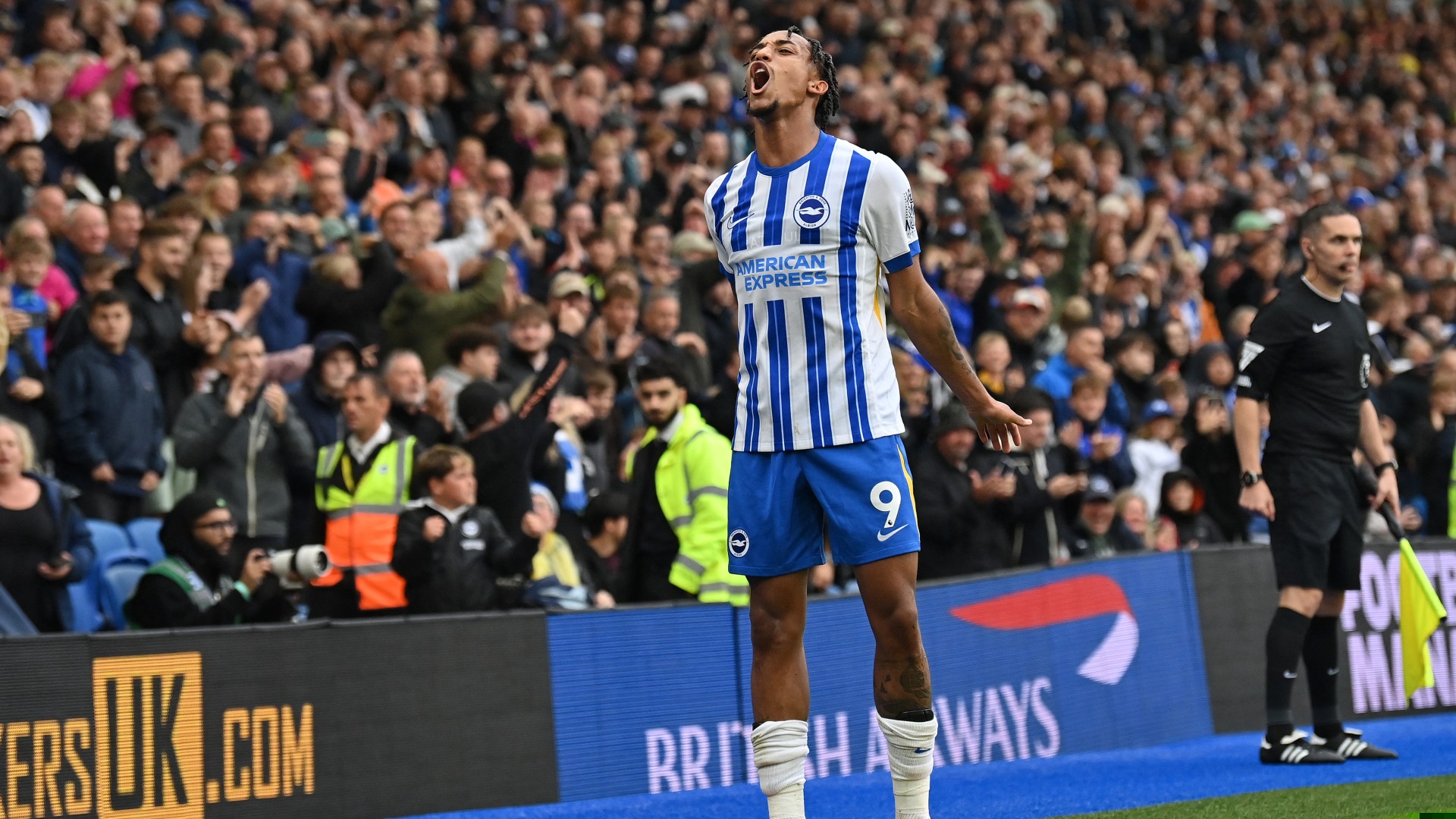 Brighton & Hove Albion v Manchester United