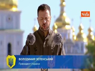 L'Ucraina celebra il Giorno dell'Indipendenza, la cerimonia con il Presidente Zelensky