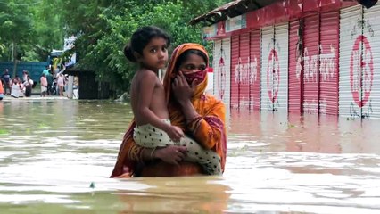 Bangladesh: 300.000 vão para abrigos por causa de inundações