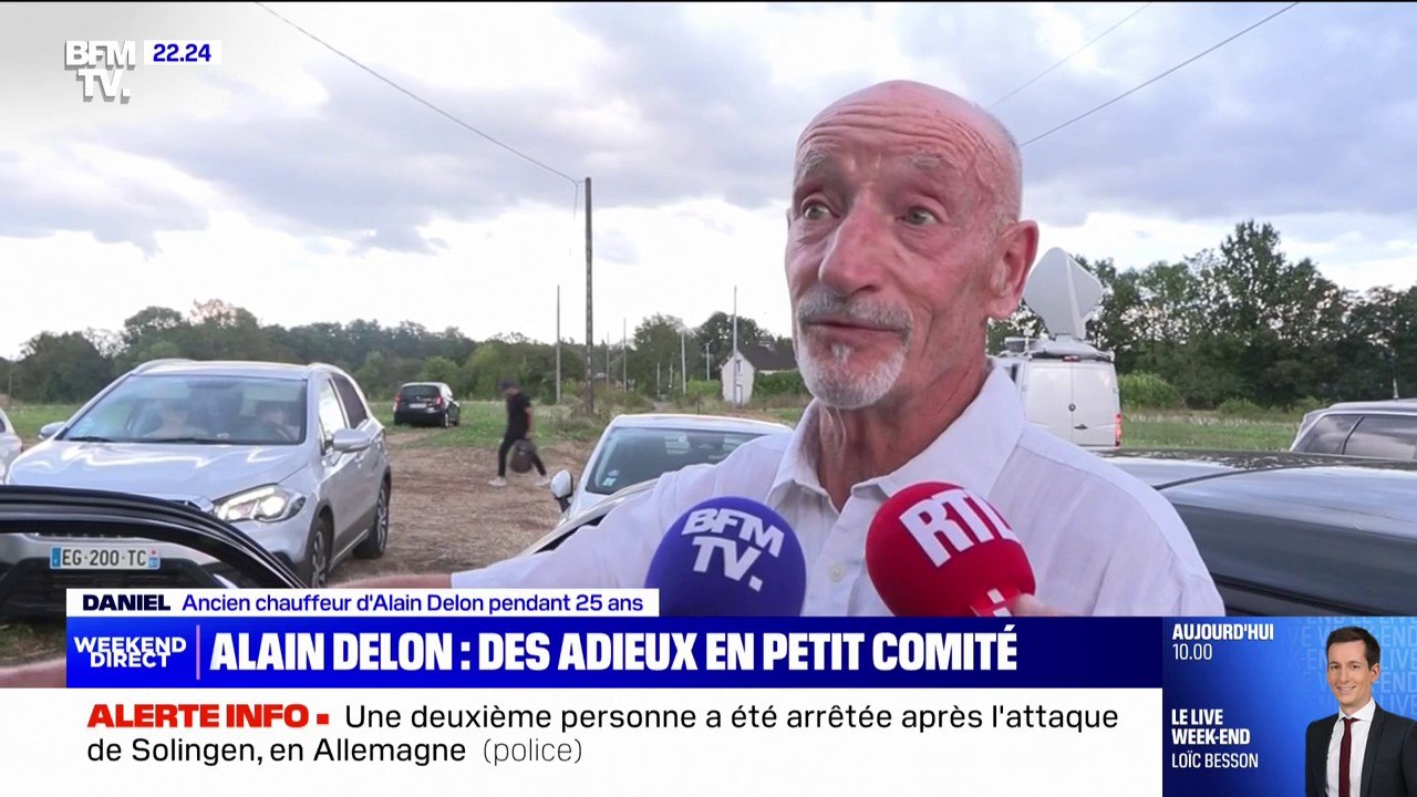 "La cérémonie était très dure": l'émotion de Daniel, chauffeur d'Alain Delon pendant 25 ans, qui était parmi les rares invités aux obsèques de l'acteur