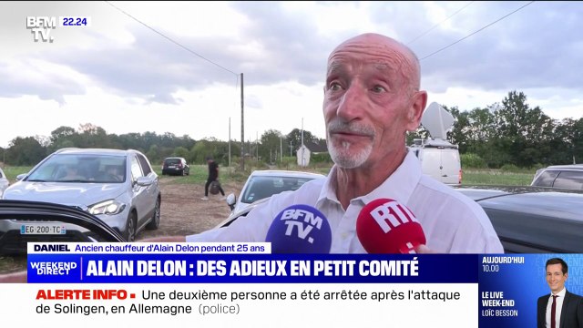 La cérémonie était très dure : l'émotion de Daniel, chauffeur d'Alain Delon pendant 25 ans, qui était parmi les rares invités aux obsèques de l'acteur