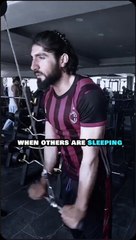 Tricep pushdown machine