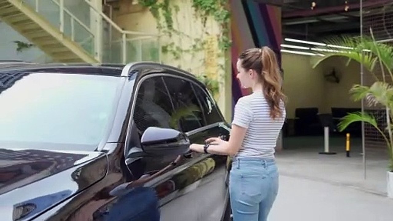 BIUBLE 3000A 12V Car Jump Starter| Portable Power Bank| Suitable for gasoline engines| Quick Charge| Multi-Functional Booster| Safety Features| Diesel Engines| Gasoline Engines| Led light| Charging mobile devices| Light in emergency