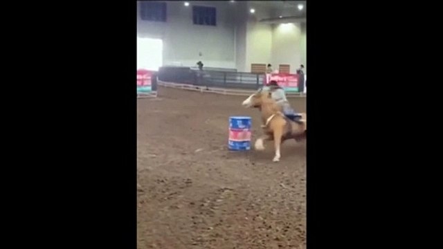 Quand tu fais du rodéo attention à ton pantalon