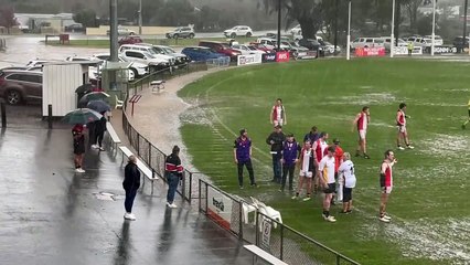 HDFNL 2024 first semi-final is called off during the third quarter.