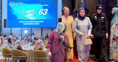 Raja Permaisuri Agong Berangkat Tiba ke Sambutan Hari Wanita!