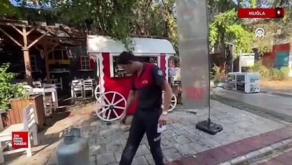 Fethiye'de kafede çıkan yangında iş yeri sahibi yaralandı