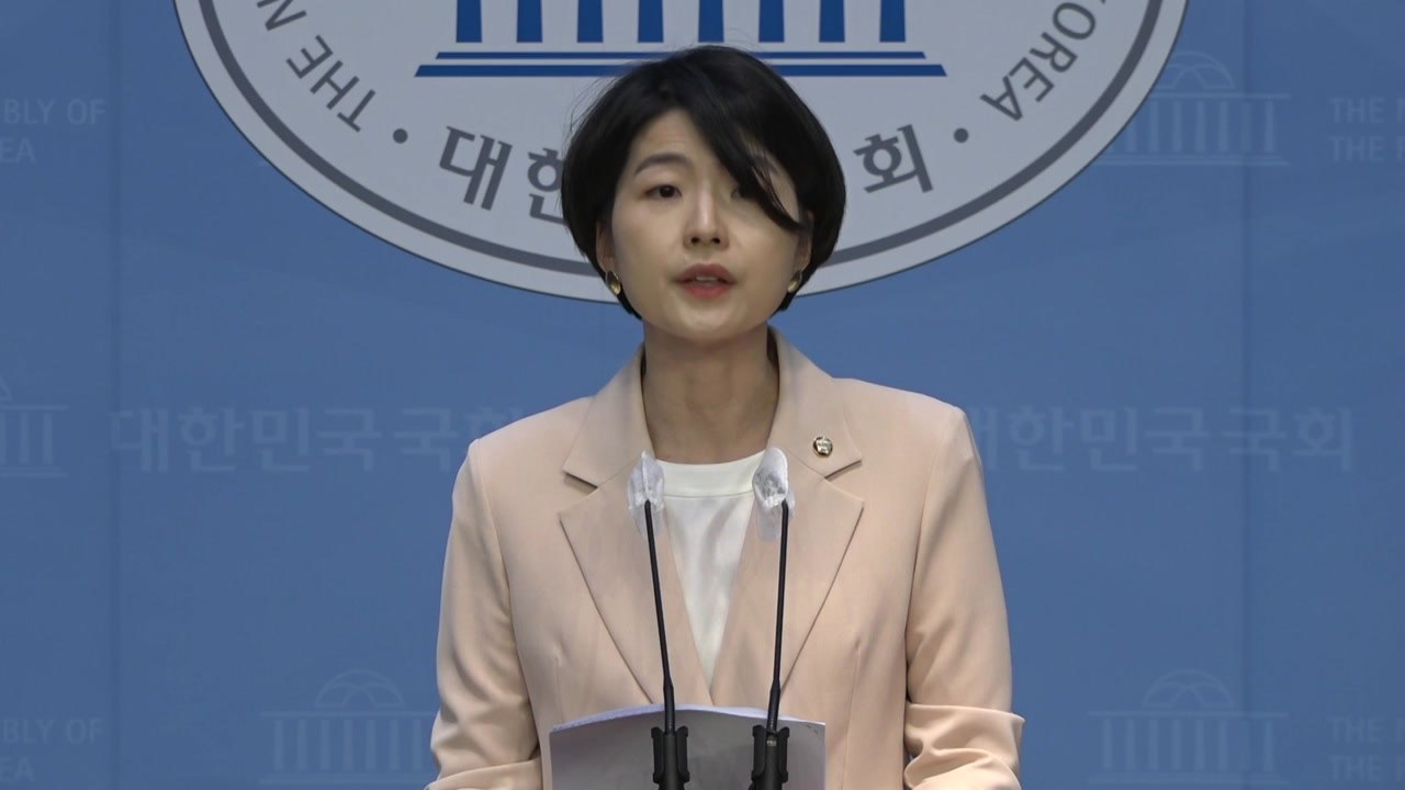 당정 "추석 성수품 17만 톤 공급...명절 자금 40조 원 지원" / YTN