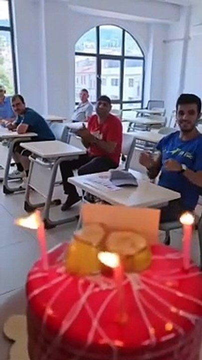 Zeynep öğretmen ve onun gibi eğitime, öğretime değer veren nice öğretmenler iyi ki varsınız 