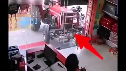 Tractor Entered  in Shop