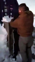 Vídeo mostra resgate de casal brasileiro em meio a gelo no Chile