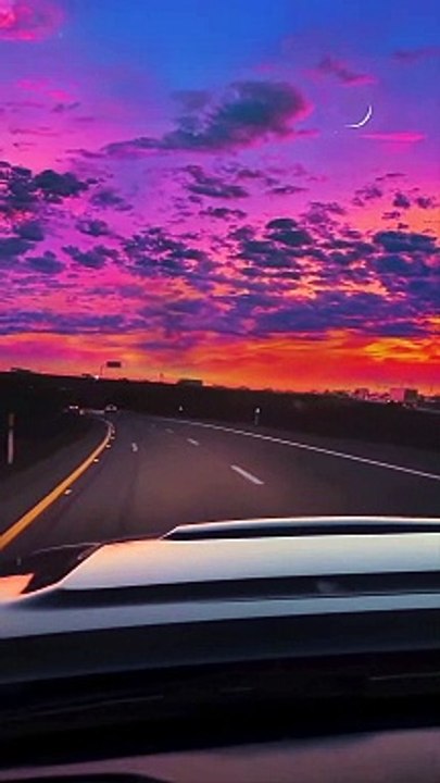 Captured the Perfect Sunset on a Road Trip