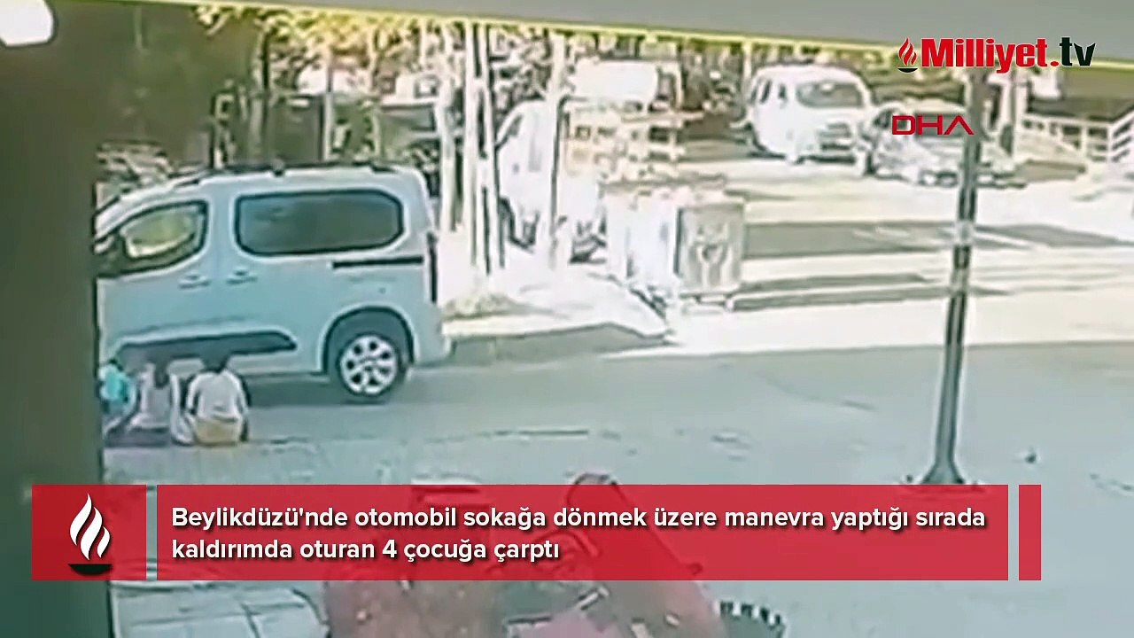 Beylikdüzü'nde kaldırımda oturan çocuklara araç çarptı