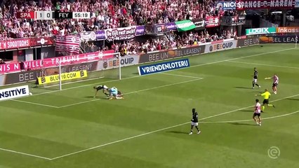 10-man Feyenoord earn a point in Rotterdam derby