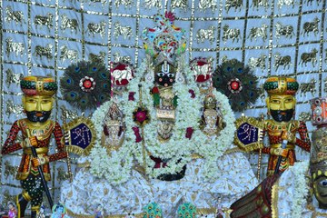जन्माष्टमी पर सर्वार्थ सिद्धि योग एवं सुस्थिर योग होने से रहेगी विशेष फलदायी