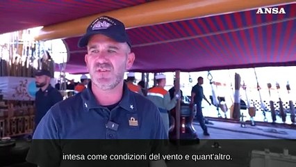 Amerigo Vespucci, cosi' ormeggia il veliero della Marina