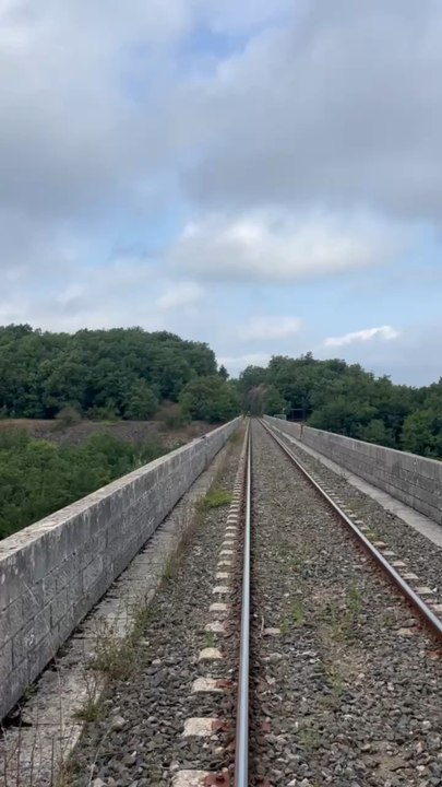 SUPERBE VUE depuis le vélorail de Saint Eulalie de Cernon en Aveyron