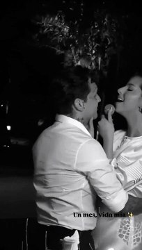 Nodal y Ángela Aguilar celebran su primer mes de casados