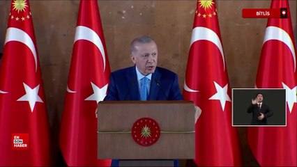Erdoğan: Gözlerinin önünde uçan uçak ve helikoptere rağmen uçak yok dediler
