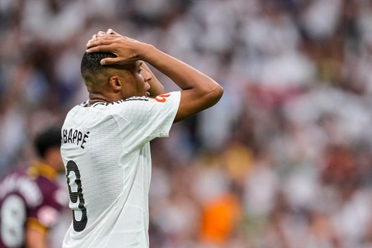 Es una pedrada que tengo... : Alfredo Relaño propone un revolucionario esquema para este nuevo Real Madrid