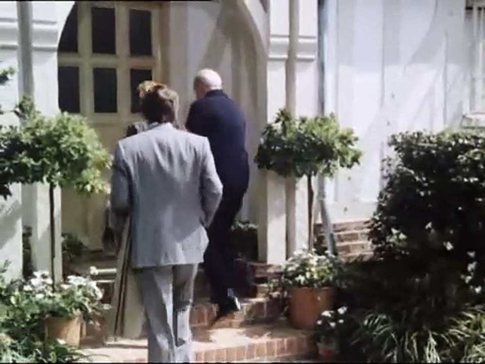 S05E08 - Alte Liebe macht blind