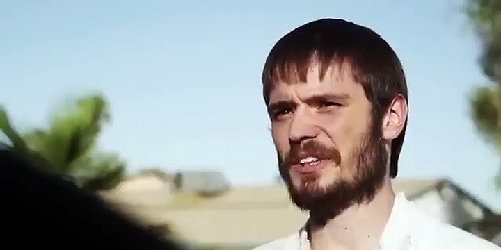 Жағажайдағы ресейлік әйелдердің әуесқой суреті