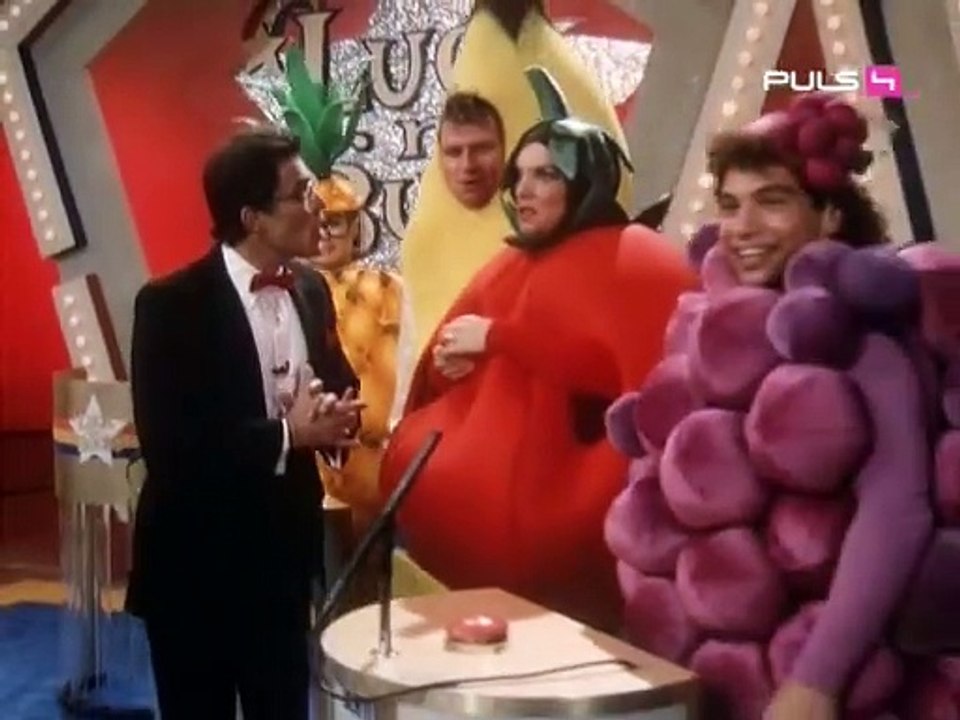 S07E07 - Die Show laeuft