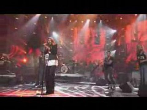 Teri Hatcher Live At American Idol