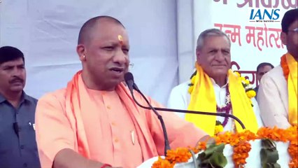 Mathura में सीएम योगी ने कृष्ण जन्माष्टमी की प्रदेशवासियों को दी बधाई