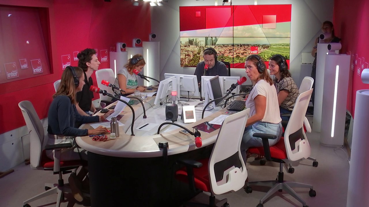 Une nouvelle bande pour Charline - Charline explose les faits