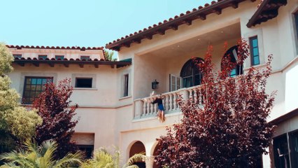 Sabrina Carpenter - Taste - Videoclip ufficiale