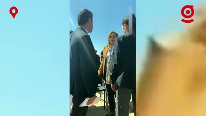 Belediye Başkanı Burcu Köksal’a plastik sandalye ayrılınca ortalık karıştı.