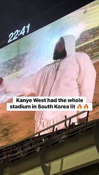 Kanye West had the whole stadium in South Korea lit via: TT: kolyakoreec