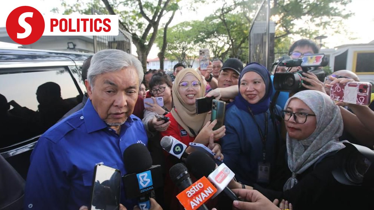 No Umno infighting for Mahkota polls candidacy, says Ahmad Zahid
