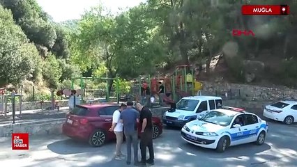 Muğla'da uzaklaştırma kararı olan koca, sokakta eşini bıçakladı