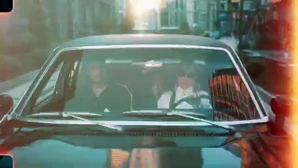 Ebru Yaşar  Siyam  Zeyd - Kafamın İçi