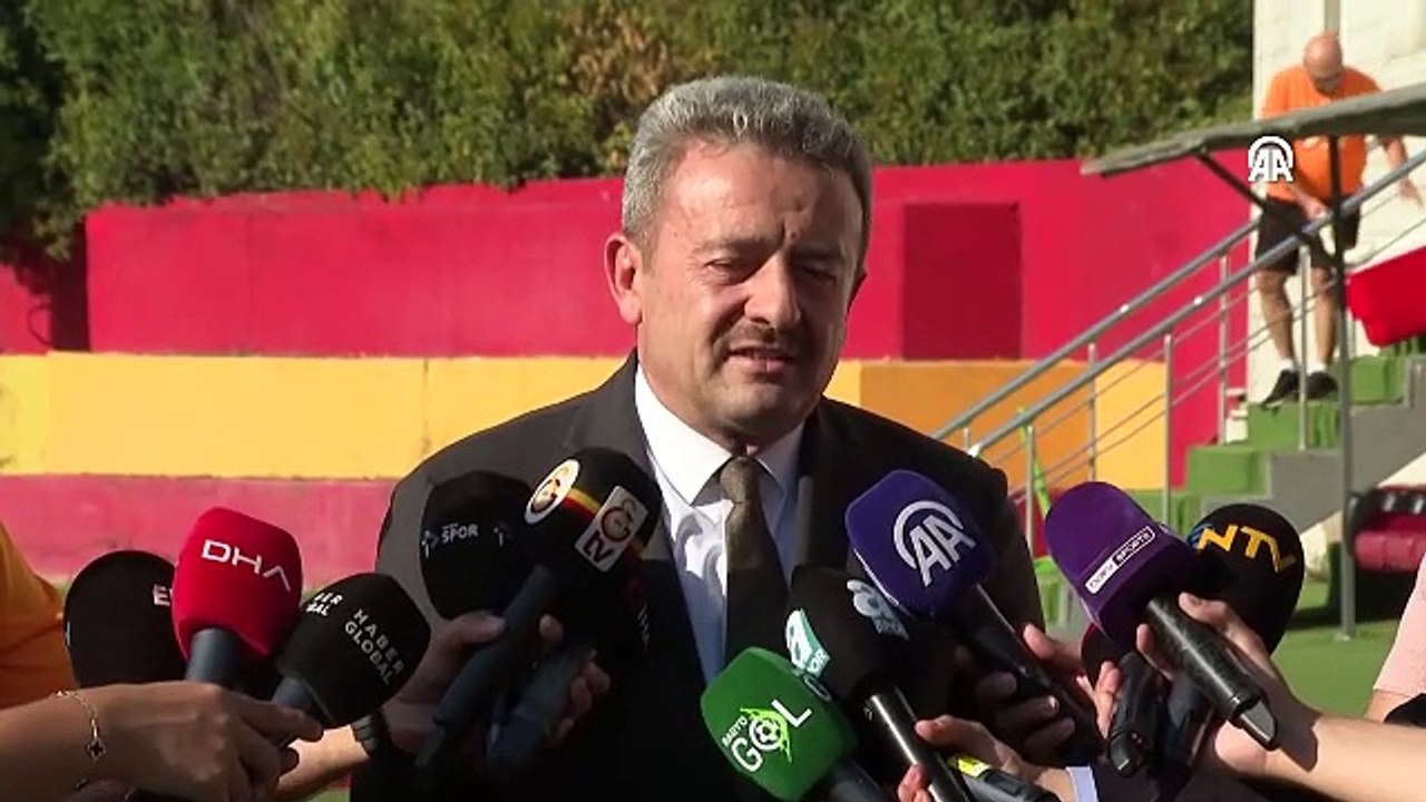 İbrahim Hatipoğlu'ndan Young Boys maçı antrenmanı öncesi açıklamalarda bulundu