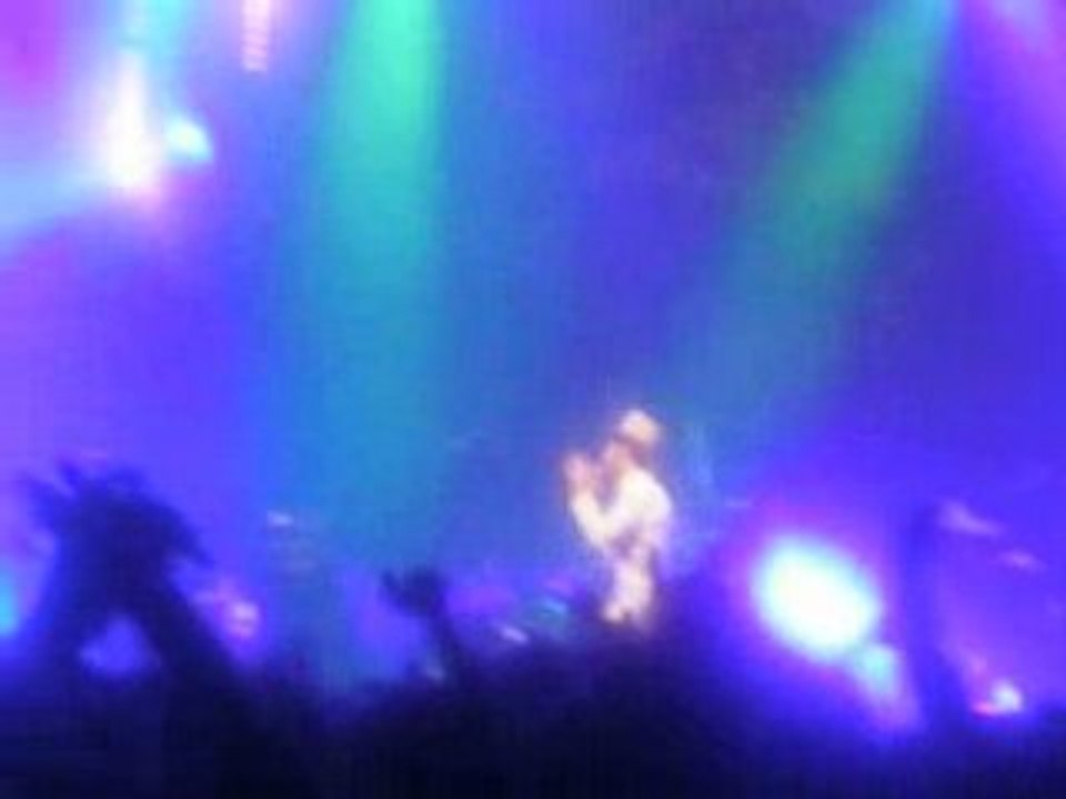 SERJ TANKIAN - LIE LIE LIE 18.04.08 ARTEFACT STRASBOURG