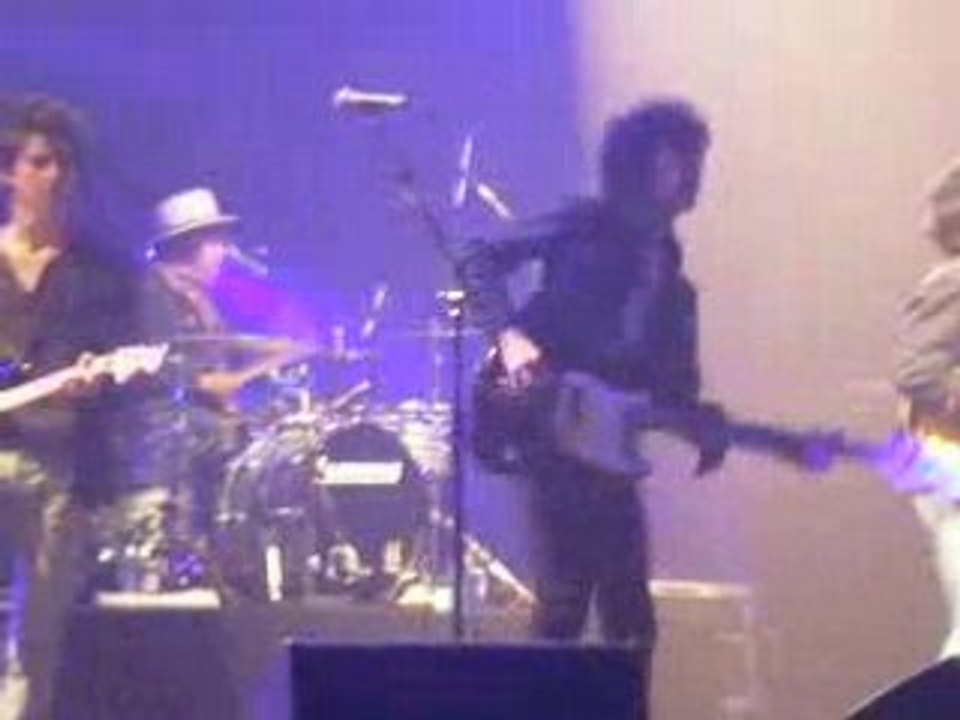 BB Brunes - BB Baise