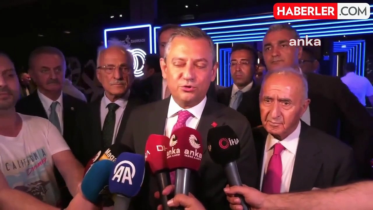 CHP Genel Başkanı Özgür Özel, Önceki Genel Başkanlarla Buluşmasını Değerlendirdi
