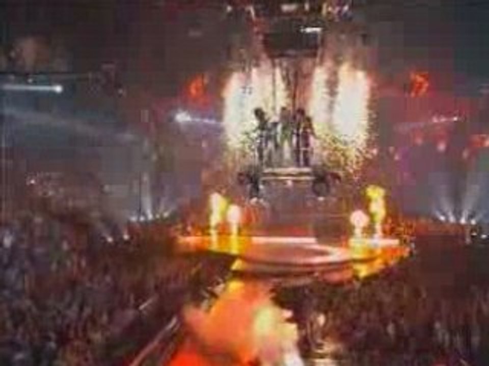 Britney Spears - I Love Rock 'n' Roll (HBO Live)