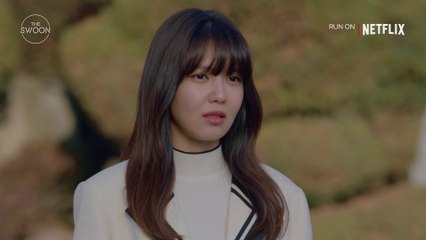 Kang Tae oh gives Choi Soo young a big hug | Run On Ep 12 | Netflix [ENG SUB]