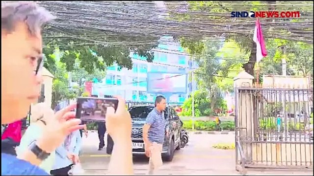 Kompak Kenakan Kemeja Putih, Ridwan Kamil - Suswono Sowan ke Partai Perindo Jakarta