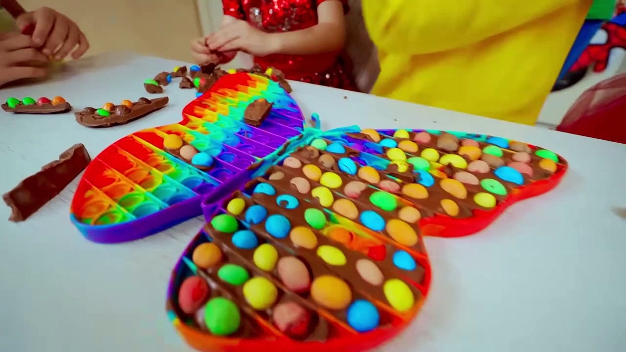 Five Kids Pop It Challenge + more Children s Songs and Videos