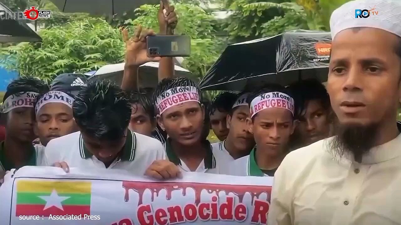 PENGUNGSI ROHINGYA MEMPERINGATI MOMEN EKSODUS MASSAL, MENUNTUT KEMBALI DENGAN AMAN KE MYANMAR