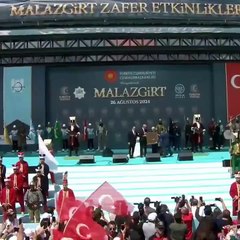 Kürsüde Erdoğan ile Bahçeli arasında ilginç anlar
