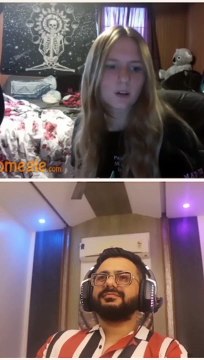 How to impress a girl on Omegle Trick How to Find Girls on OMEGLE Weird pickup lines on Omegle