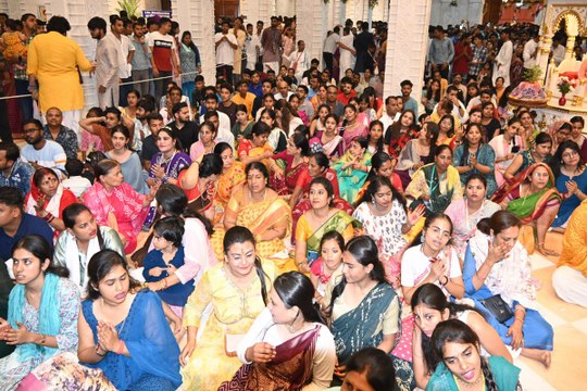 राजधानी में मथुरा-वृन्दावन जैसे मना जन्माष्टमी